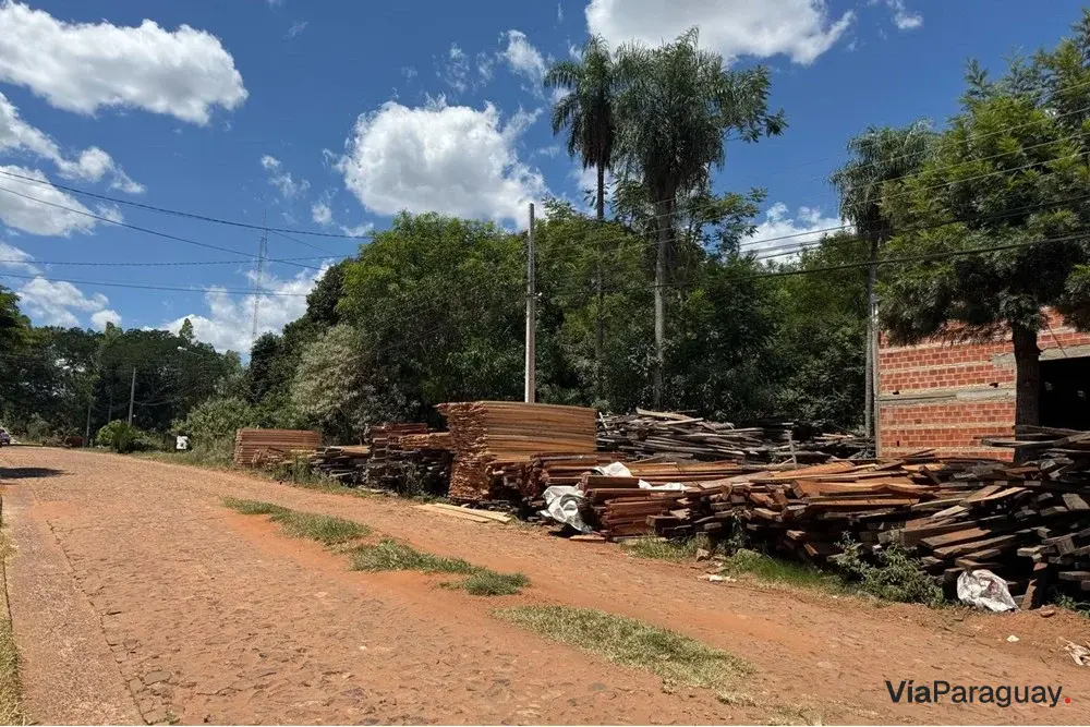 Three adjoining lots for sale in Caacupé, Cordillera