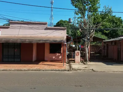 House with Commercial Storefronts in Barrio Obrero, Ciudad del Este