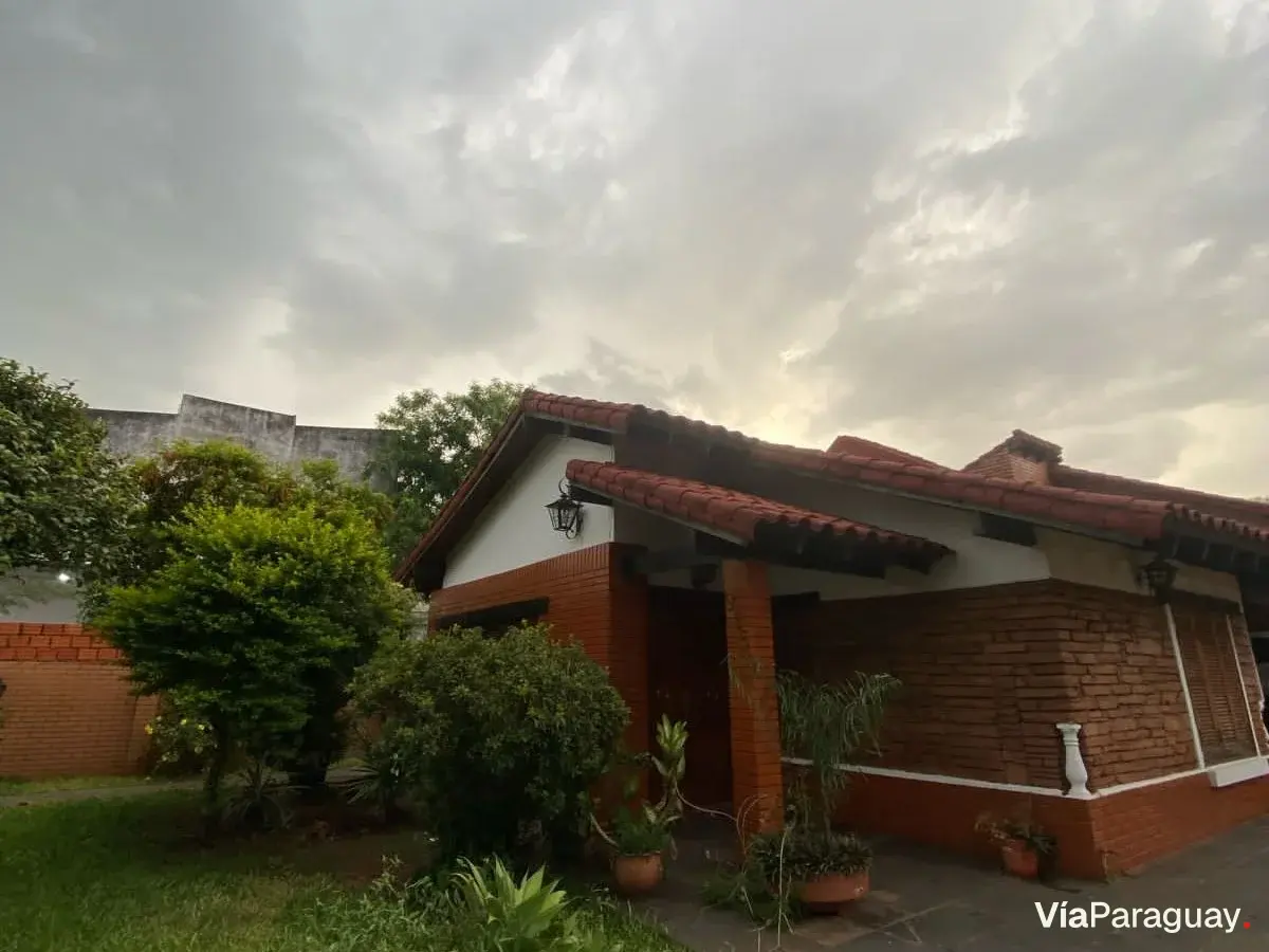 House for sale in Villa Candida, Encarnación