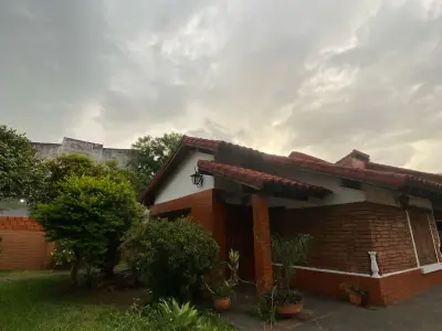 House for sale in Villa Candida, Encarnación