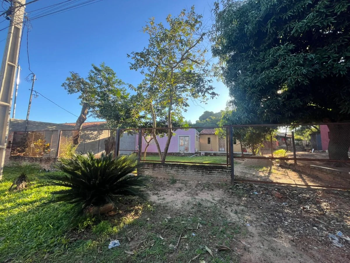 Casa Quase Nova no Bairro Potrerito, Ypané