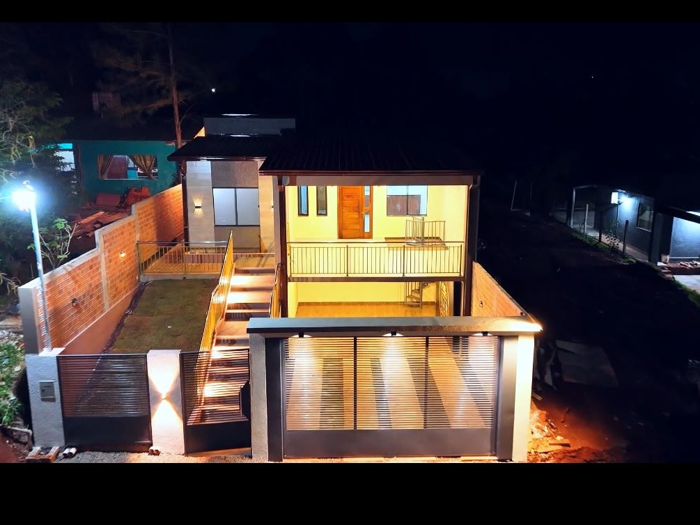 Casa moderna à venda em Minga Guazú, Km 20 Acaray