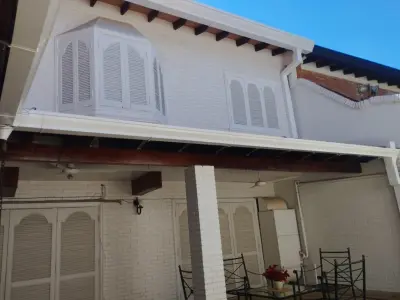 Dúplex de 3 dormitorios en Barrio Ycua Sati, Asunción