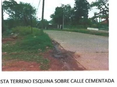 Terreno en esquina de 425,90 m² en venta en Mariano Roque Alonso