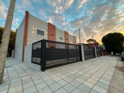 Triplex a estrenar en Barrio Pitiantuta, Fernando de la Mora