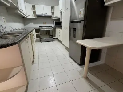 Casa Totalmente Mobiliada para Alugar no Condomínio Amazonia 1, Villa Morra 3