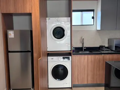 Apartamento Mobiliado de 2 Quartos para Alugar no Hipódromo 3