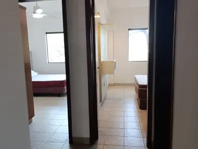 Aluguel de apartamento mobiliado de 3 quartos com área de serviço em Tembetary 4