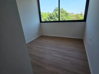1-Bedroom Apartment for Rent in Laurus Building, Los Laureles 3