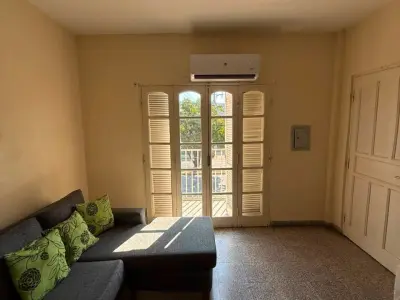 Aluguel de Apartamento de 2 Quartos em Santísima Trinidad 3