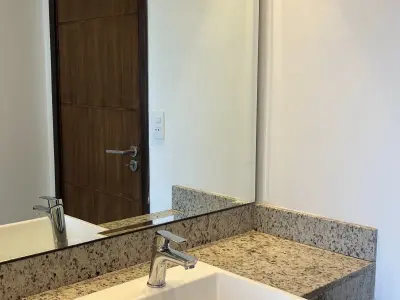 Aluguel de apartamento de 2 quartos na Av. Molas López 3
