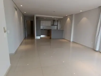 Alquiler de departamento de 3 dormitorios sin muebles 2