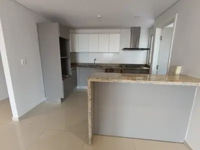 Alquiler de departamento de 3 dormitorios sin muebles 3