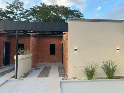 Chalé para alugar em condomínio fechado em Luque 2