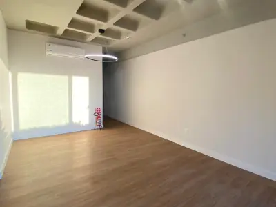 Aluguel de Apartamento Novo de 2 Quartos na Recoleta 3