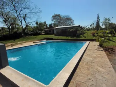 Alquiler temporal de casa para eventos en Caacupé 4