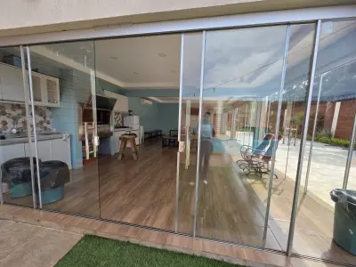Casa de 2 dormitorios en alquiler en San Isidro, Encarnación 2