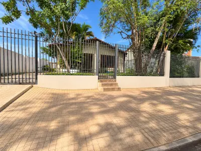 2-Bedroom House for Rent in Fernando de la Mora, Zona Sur 2