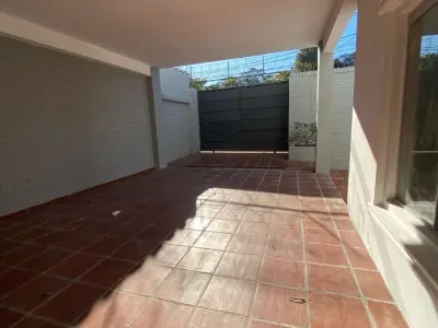 Casa de 3 quartos para alugar no Barrio Roberto L. Petit, Assunção 3
