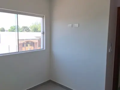 Apartamento de 3 quartos na área Laguna Grande, San Lorenzo 4