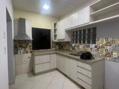 Duplex de 5 Dormitórios para Alugar em Villa Ofelia 4