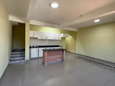 Duplex de 2 Quartos para Alugar em Fernando de la Mora, Ita Kaaguy 3