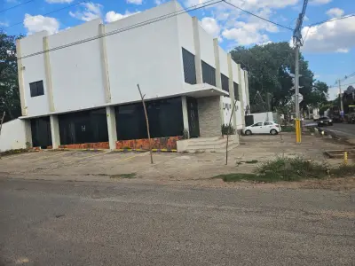416 m² Commercial Space for Rent in Campo Grande, Luque 3