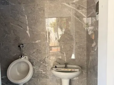 Salão Comercial para Alugar em Villa Aurelia, Assunção 3