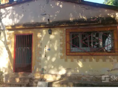 Amplo imóvel com residência à venda, zona 4 Mojones, Assunção 4