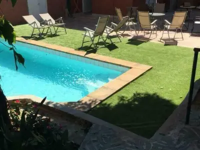 Spacious Residence for Sale in Barrio Herrera, Asunción 2