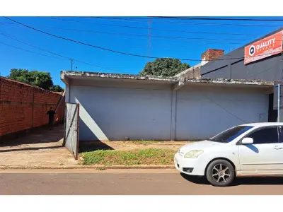 Amplo galpão comercial à venda em Mbói Ka'e, Encarnación 4