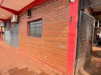 Bloco de apartamentos e lojas comerciais à venda em Obligado 4