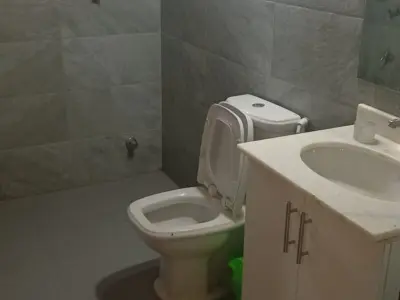Casa de 2 quartos para alugar, zona Cacique - Lambare 3