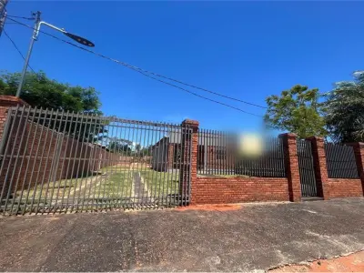 Casa a estrenar en venta en Altos de Ypané, Central 2