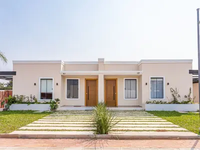 Brand-new house for sale in Las Palmas gated community, Limpio 2