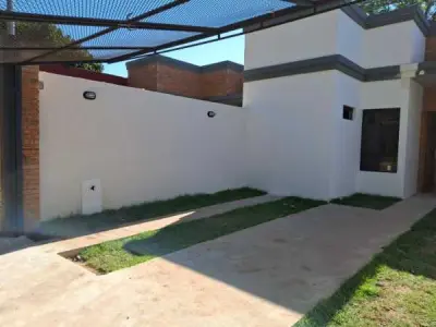 Casa nova à venda no Barrio Primavera, Luque 2