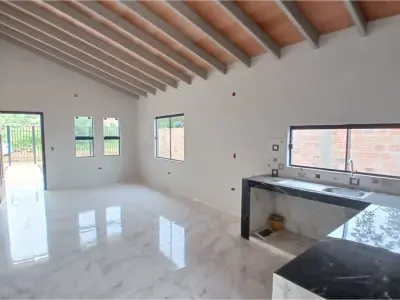 Casa nova à venda em Capiatá, região do Álamo 4
