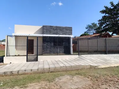 Casa a estrenar en venta en Centro, Villa Elisa 4
