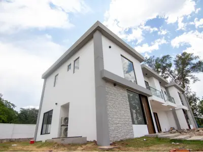 Brand-new house for sale in Condominio Cádiz, Surubi`y 2