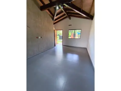 Casa nova à venda em J. Augusto Saldivar 4