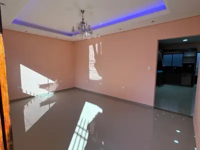 Casa nova à venda em Lambaré 4