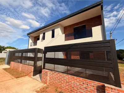 Casa nova à venda em Laurelty, Luque 3