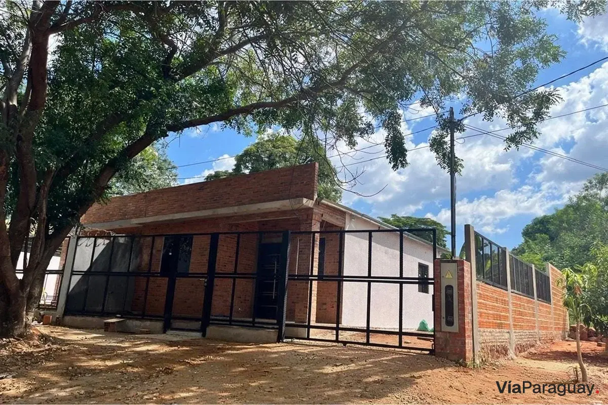 Casa a estrenar en venta en Ñemby