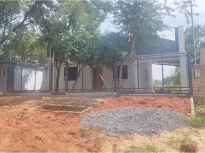 Casa a estrenar en venta en Tarumandy, Luque 2