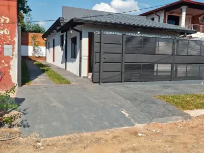 Casa a estrenar en venta en Villa Elisa, acceso sur 4