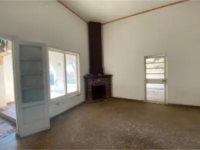 Casa à venda para reformar em Catedral, Assunção 4