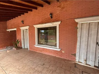 Casa a refaccionar en venta en Valle Apu'a I, Lambaré 3