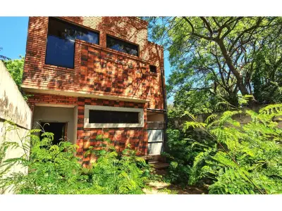 Casa a refaccionar en venta en Ycuá Duré, Luque 4