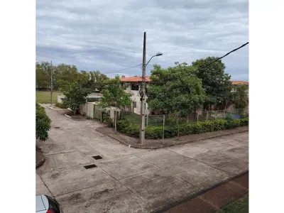 Casa à venda para terminar no condomínio Jardín des Lauriers, Luque 3