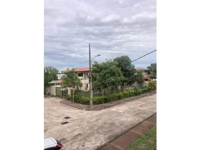 Casa à venda para terminar no condomínio Jardín des Lauriers, Luque 4